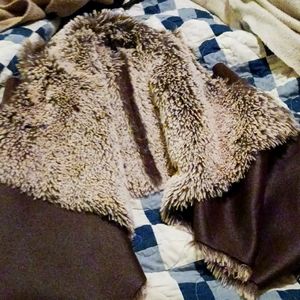 Fur vest